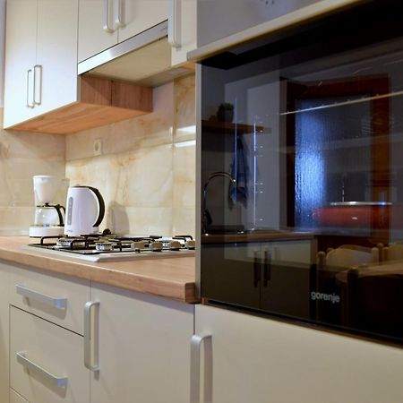 Zoro Apartments Palit Exterior foto