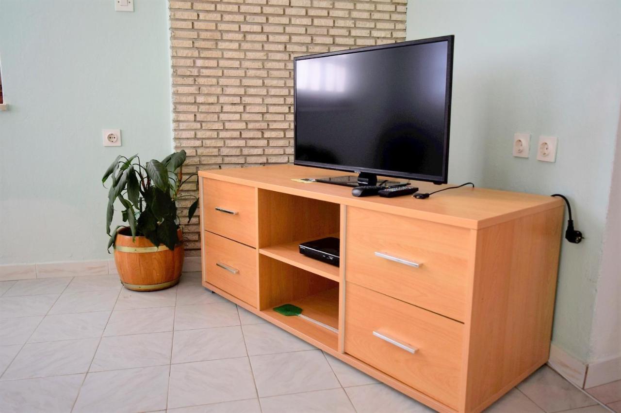 Zoro Apartments Palit Exterior foto