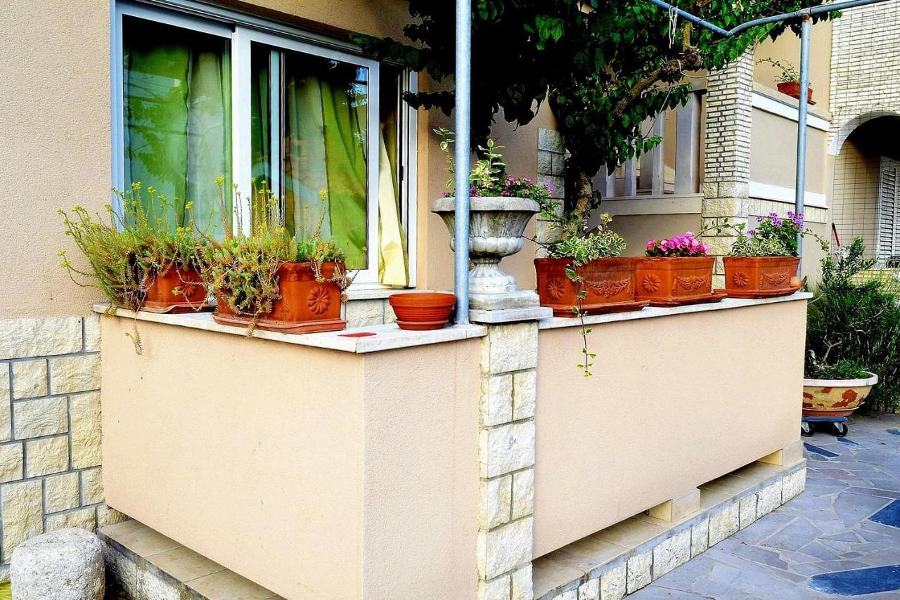 Zoro Apartments Palit Exterior foto
