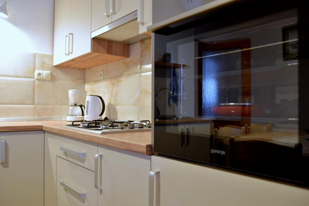 Zoro Apartments Palit Exterior foto