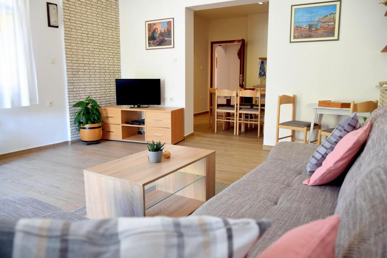 Zoro Apartments Palit Exterior foto