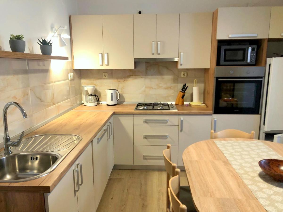 Zoro Apartments Palit Exterior foto