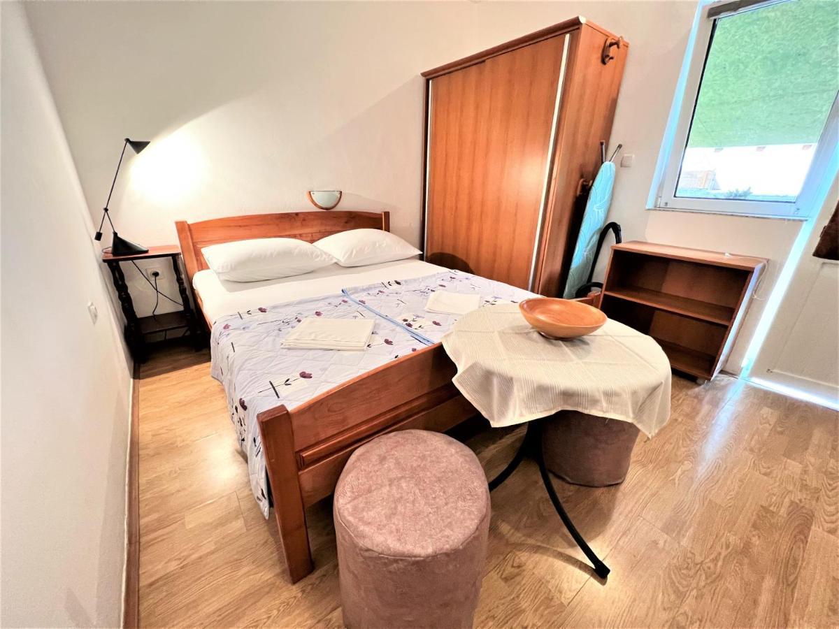 Zoro Apartments Palit Habitación foto